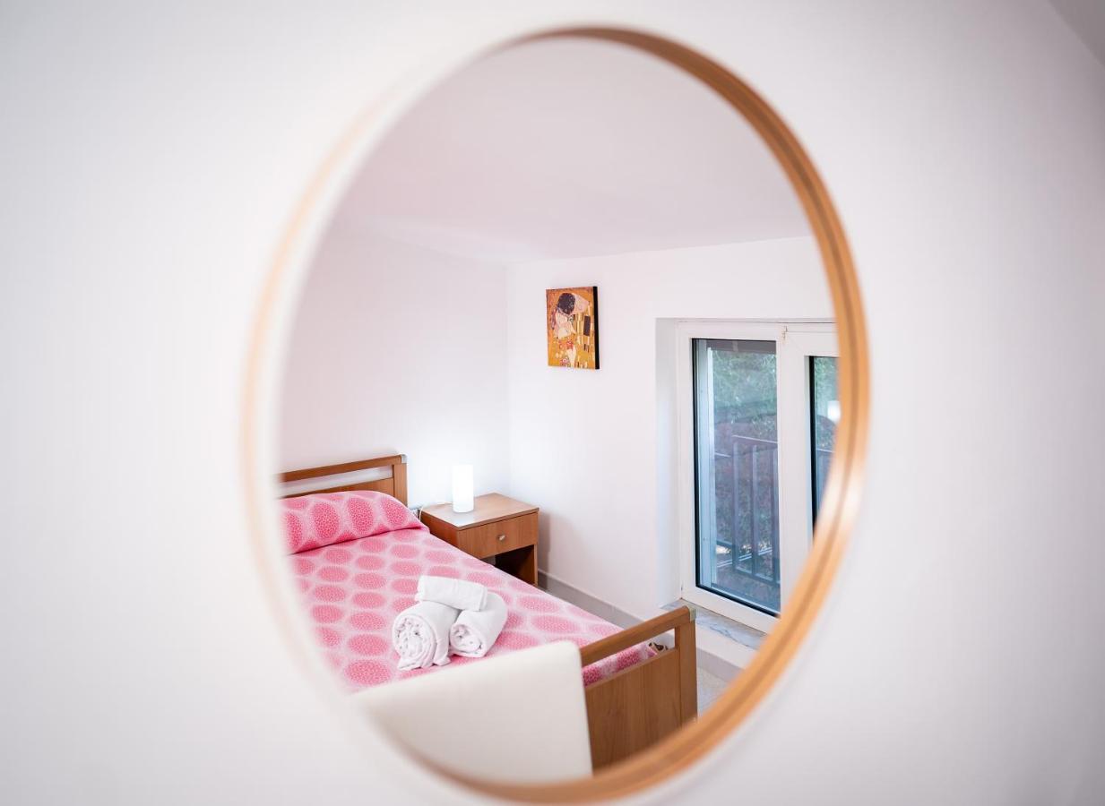 La Casa Del Maestro Attico Apartamento Pisciotta Exterior foto
