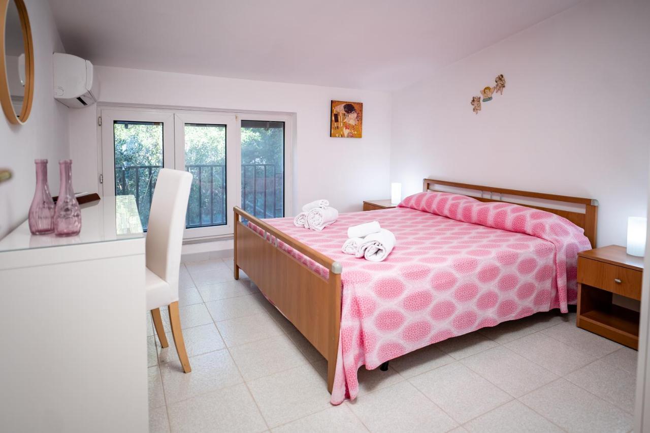La Casa Del Maestro Attico Apartamento Pisciotta Exterior foto