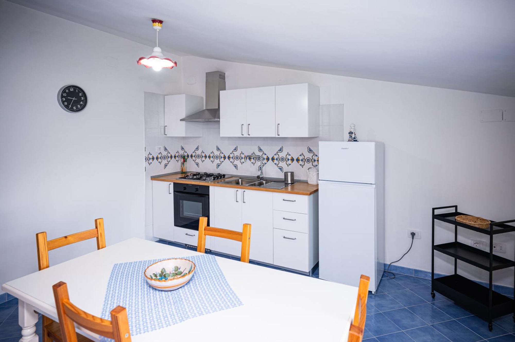 La Casa Del Maestro Attico Apartamento Pisciotta Exterior foto