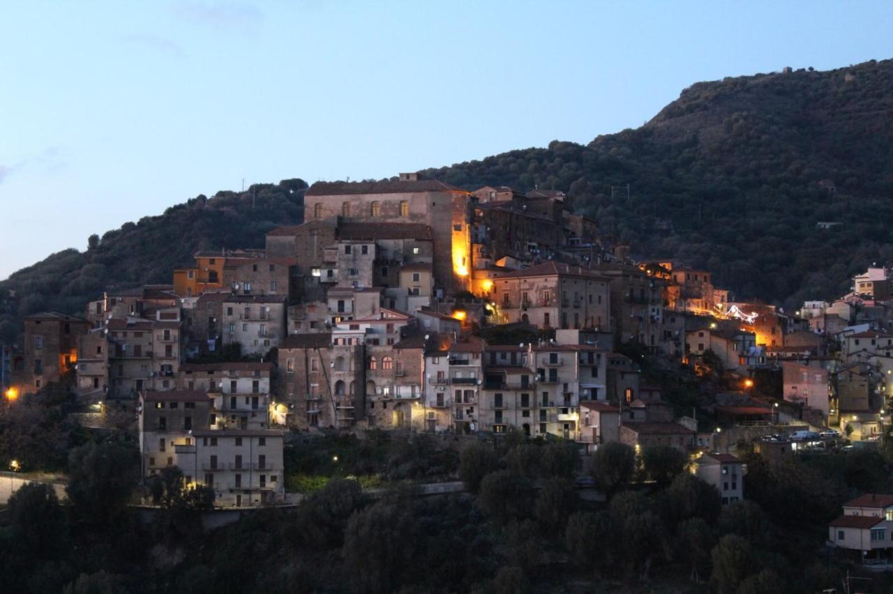 La Casa Del Maestro Attico Apartamento Pisciotta Exterior foto
